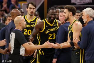 一个曾经在 一个曾经在